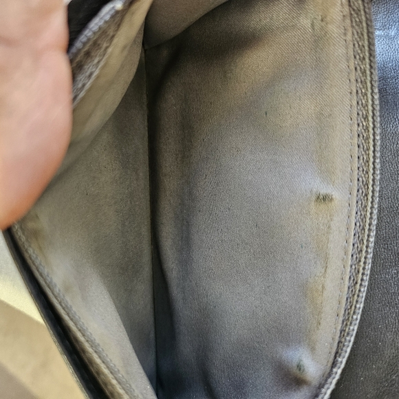 Chanel Patent Leather Limited Edition Wallet - Picture 13 of 17